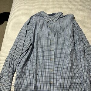 Izod Men's Light Blue Plaid Button-Down Shirt